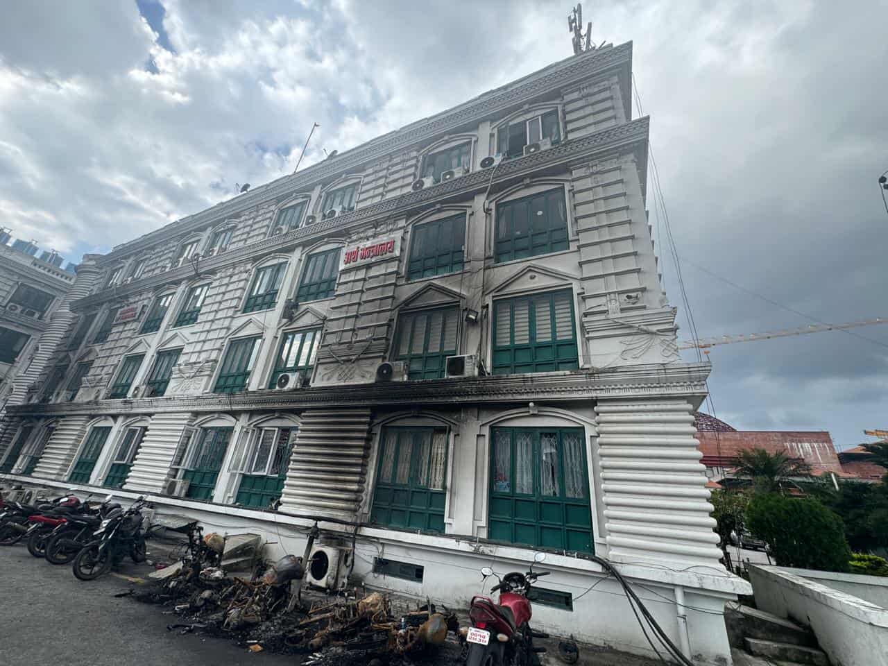 अर्थ मन्त्रालयमा क्षति कम, नयाँ मन्त्रीले मन्त्रालयबाटै गर्न सक्नेछन् काम