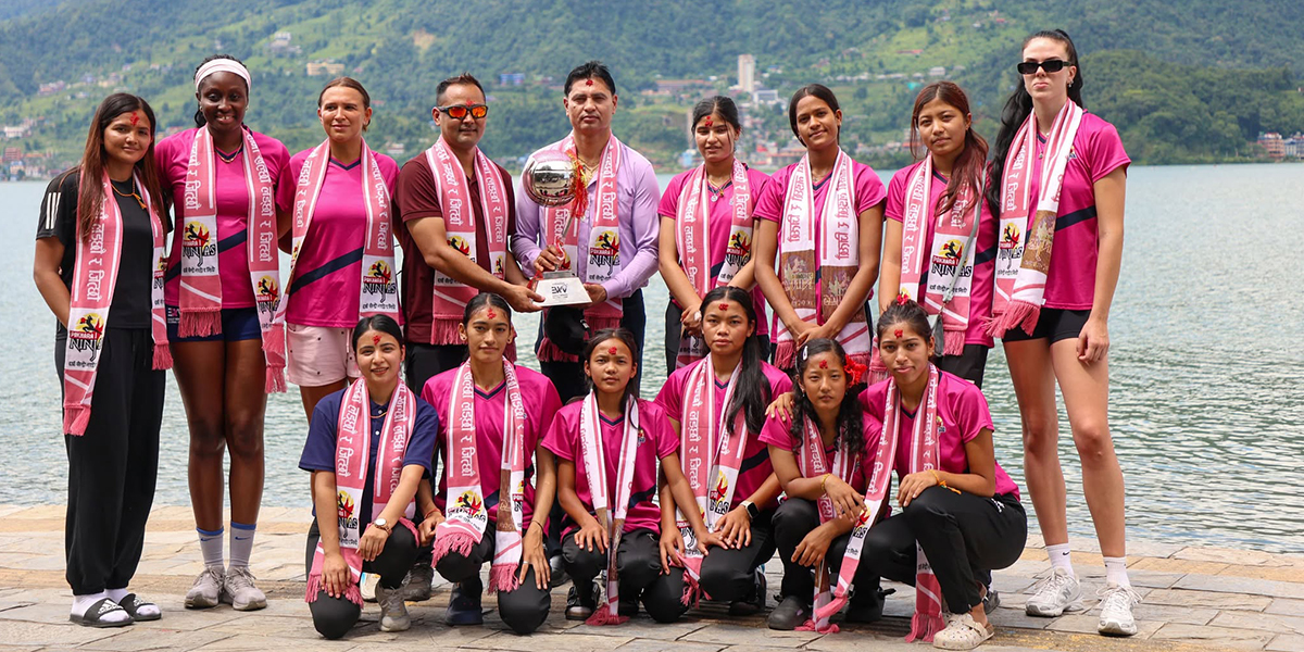 एभरेस्ट महिला भलिबल लिगको ट्रफी पोखरामा अनावरण