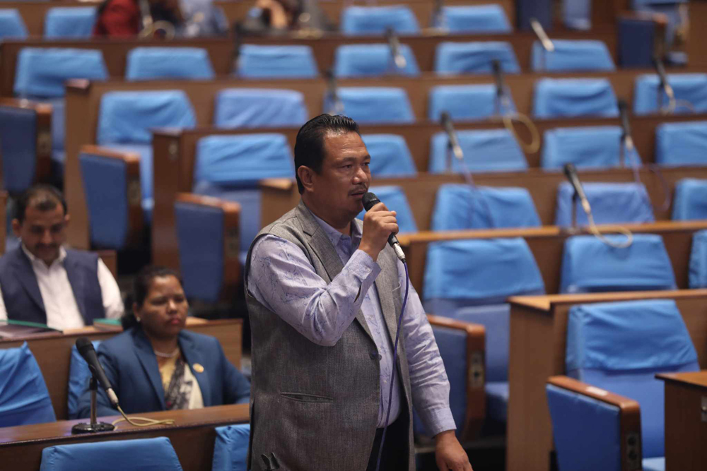 सरकारको स्वेच्छाचारी कदममा संसद् सचिवालयले समर्थन जनाएको सांसद मोदीको आरोप