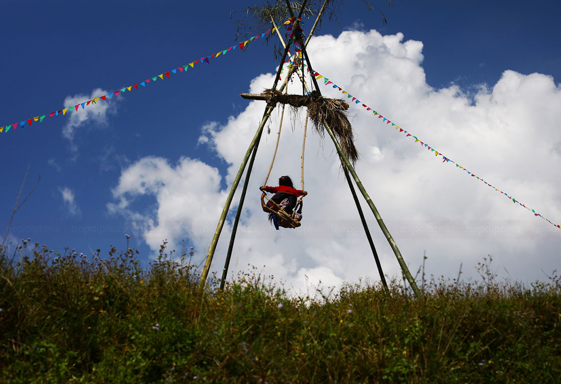 दुर्गा पक्ष सुरु: बडादशैँको रौनक, आज घरघरमा घटस्थापना गरिँदै