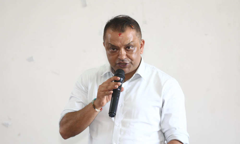 कांग्रेस पुनर्गठनका लागि २ विकल्प अघि सार्दै गगनले भने- म साधारण सदस्यमात्र भएर भुइँमा बस्न तयार छु