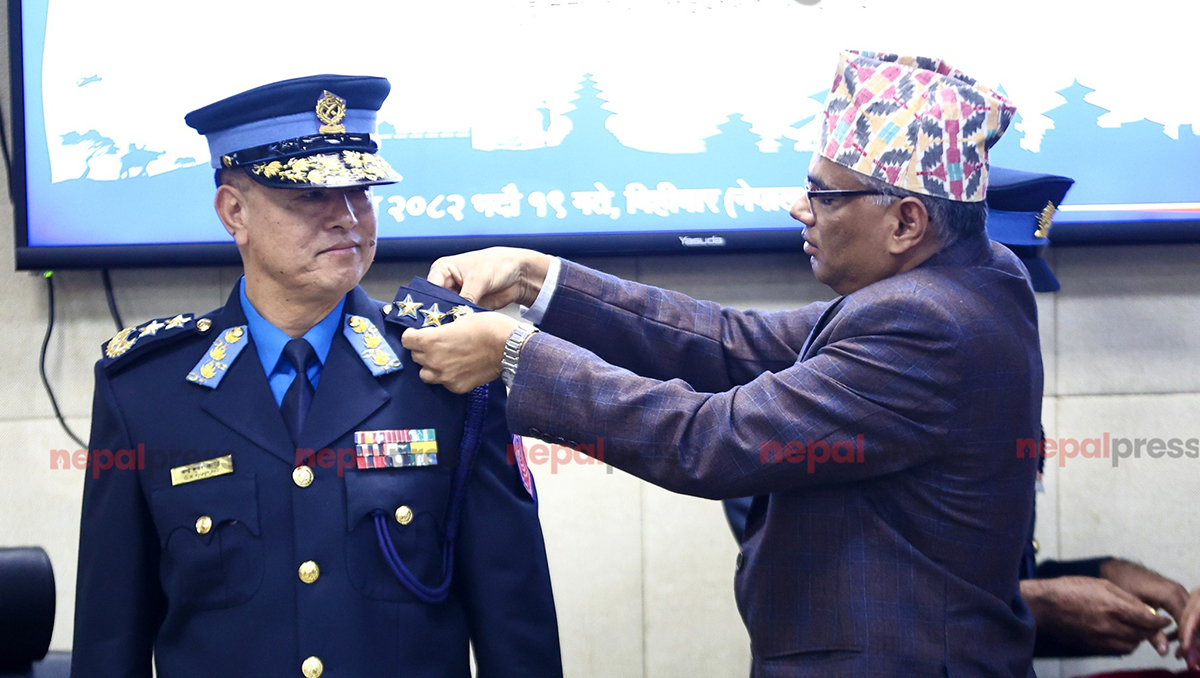 चन्द्रकुवेरले लगाए आईजीपीको फुली (तस्बिरहरू/ भिडिओ)