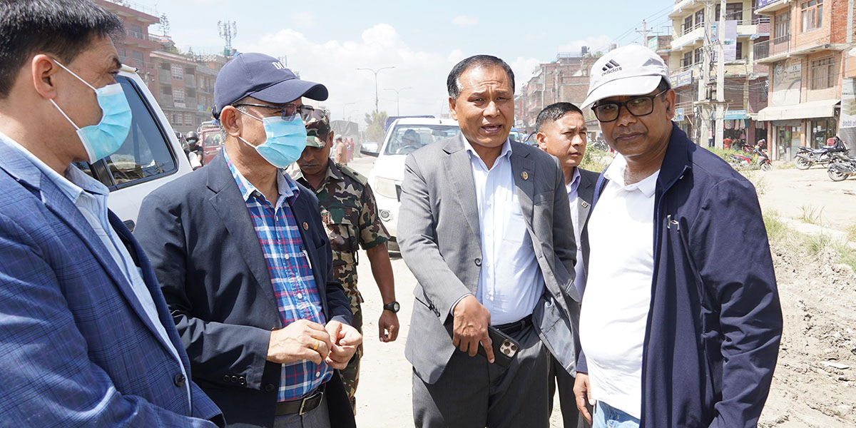 सूर्यविनायक-धुलिखेल सडकको अनुगमनमा पुगे कुलमान, बजेट अभाव हुन नदिने बाचा