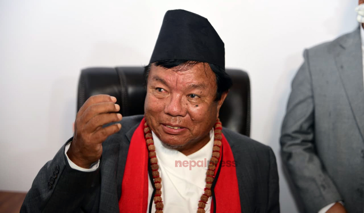 मन्त्रालयमै सुत्न थाले महावीर, अरु मन्त्रीहरु आफ्नै घरमा