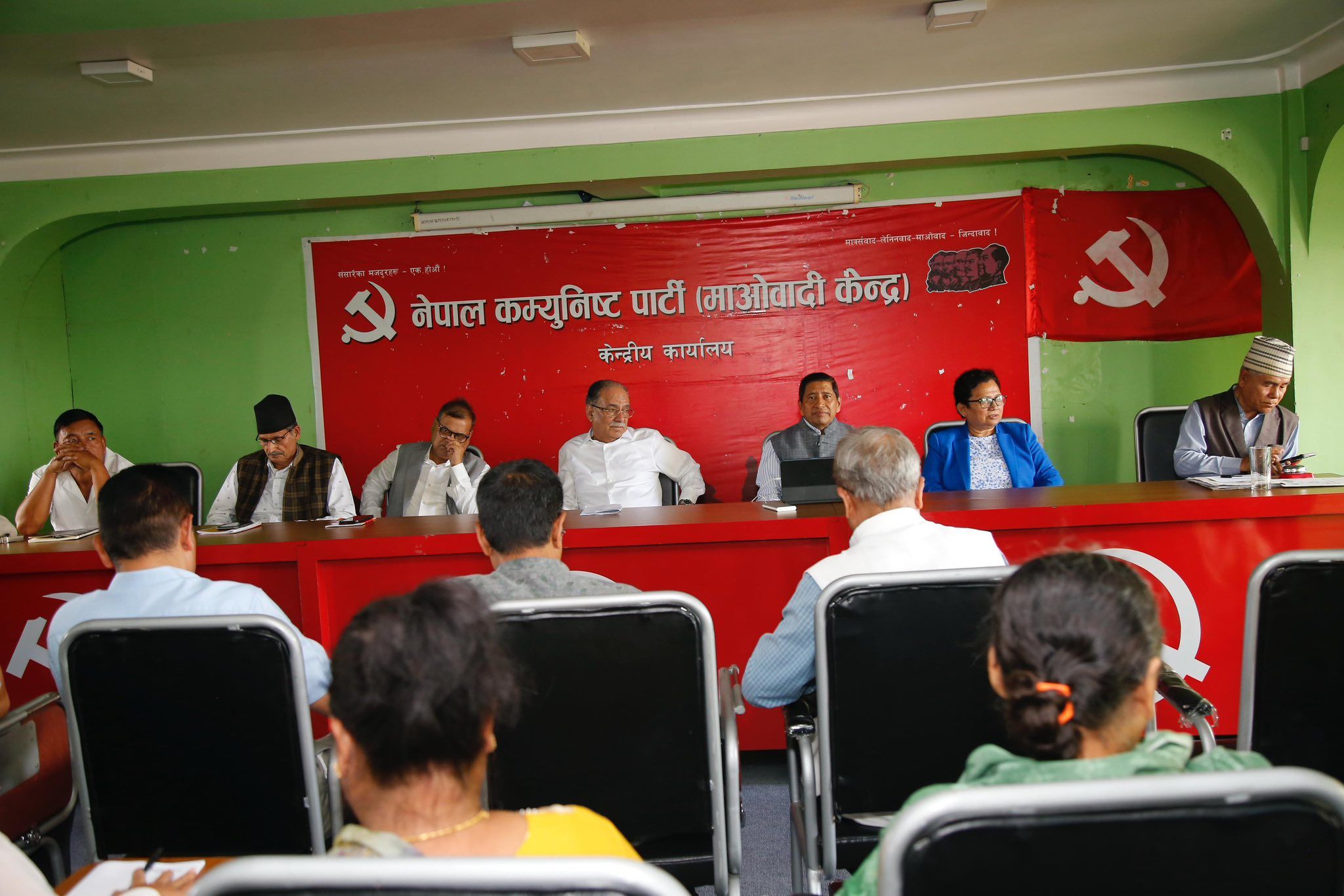 निर्वाचनको पक्षमा उभियो माओवादी, फागुन २१ मै गराउन सरकारसँग माग