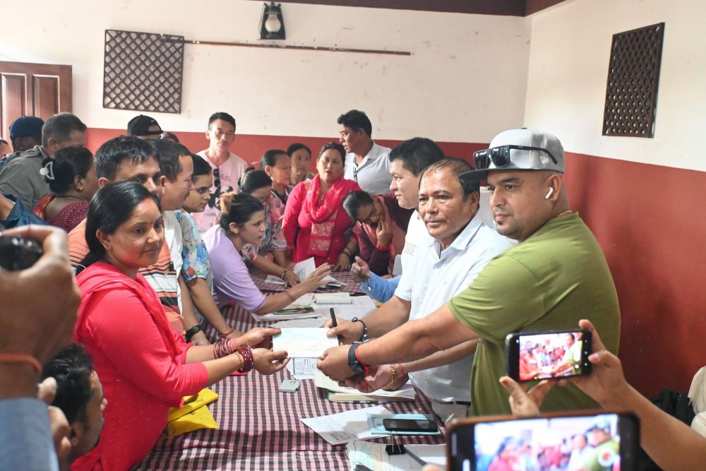 इमेज सहकारीका एक लाखमुनिका बचतकर्तालाई रकम फिर्ता, बढी हुनेलाई घरजग्गा (भिडिओ)