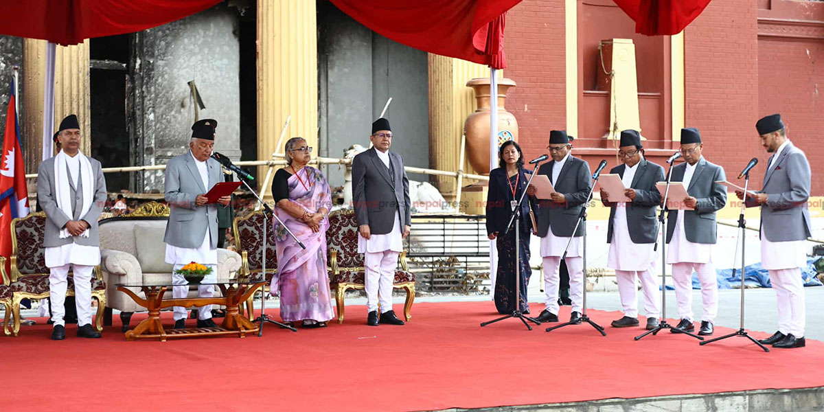 नवनियुक्त ४ मन्त्रीले लिए शपथ