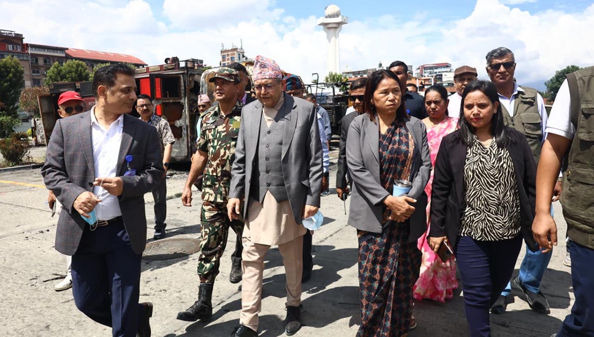 सभाबिनाका सभामुख र उपसभामुखः किन गएन उनीहरूको पद ?