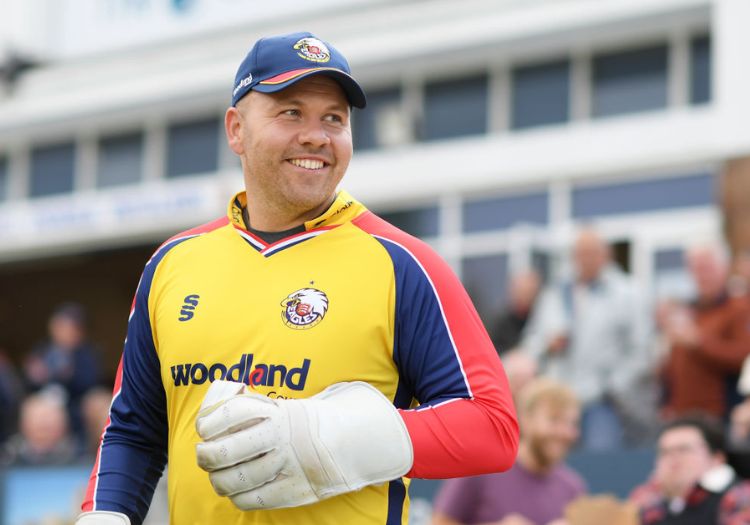 पोखराले एनपिएलका लागि इंग्ल्याण्डका एडमलाई भित्रायो