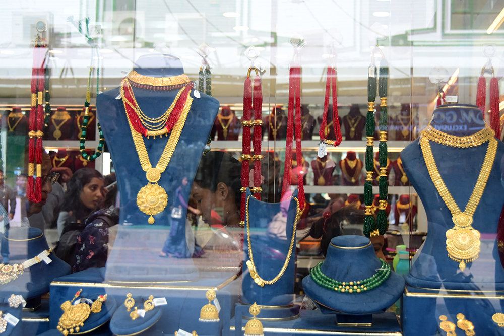 सुनको मूल्य तोलामा तीन हजारले वृद्धि, कतिमा भइरहेको छ कारोबार ?