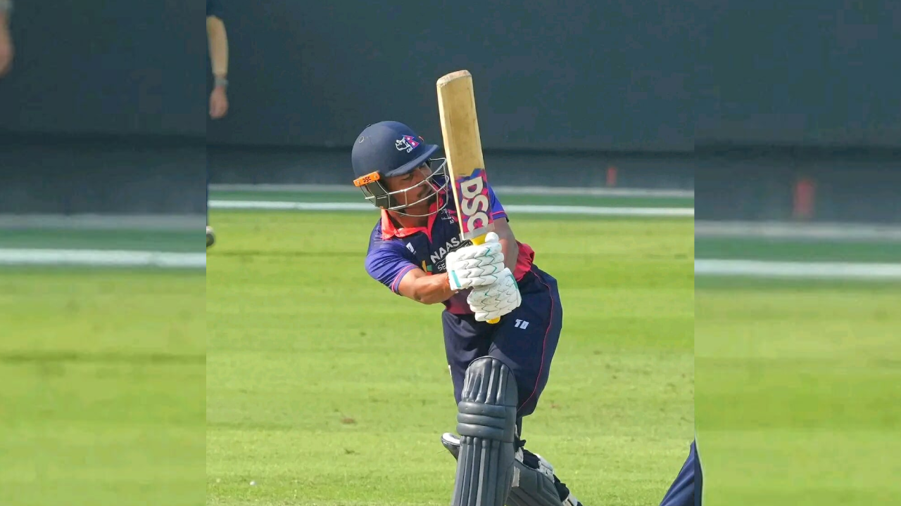 विश्वकप लिग-२: युएईविरुद्ध कप्तान रोहितले बनाए अर्धशतक