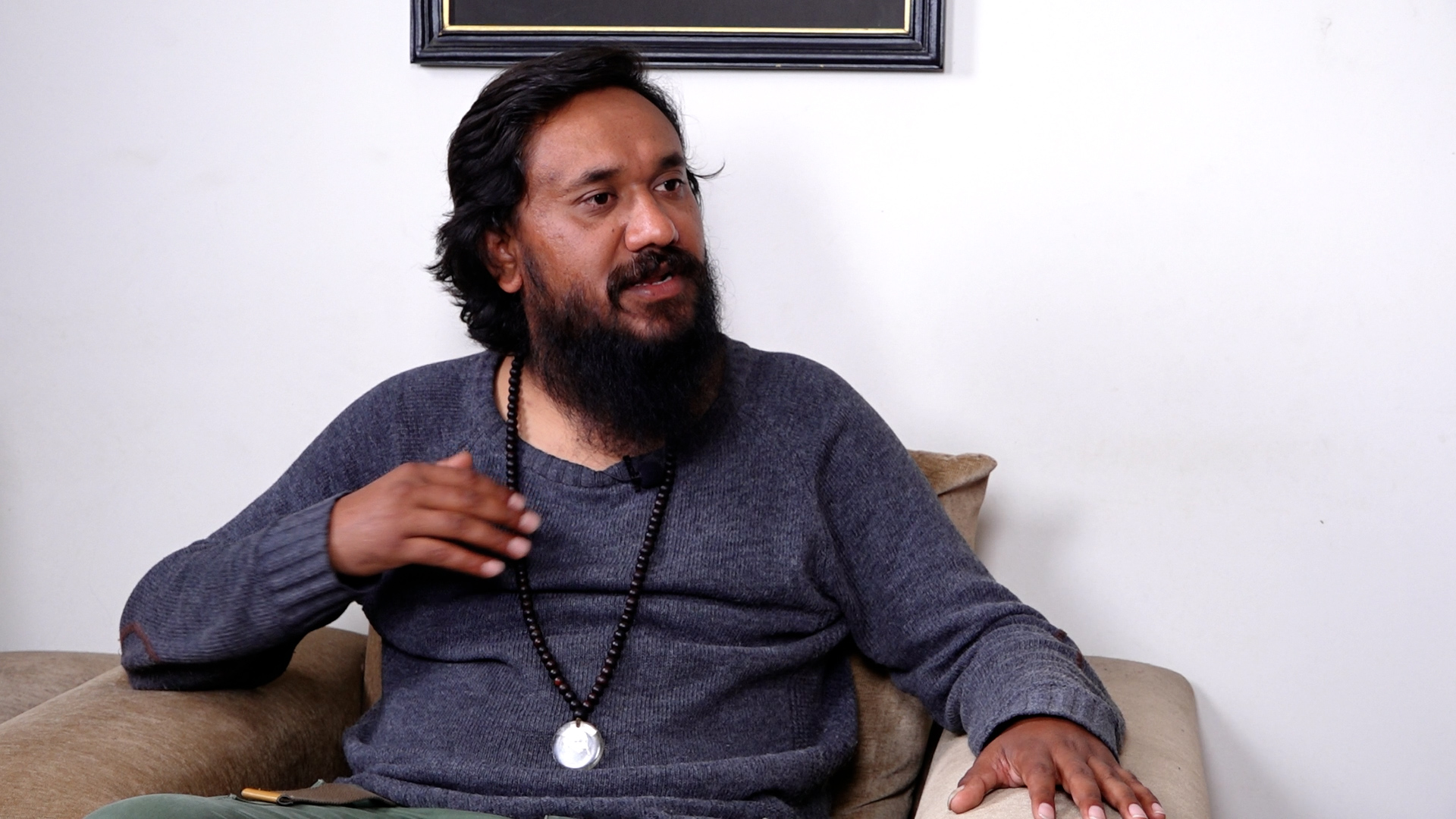 खगेन्द्र सुनार नेतृत्वको ‘हाम्रो पार्टी नेपाल’ निर्वाचन आयोगमा दर्ता, सोमबार बाजागाजासहित प्रमाणपत्र लिने तयारी