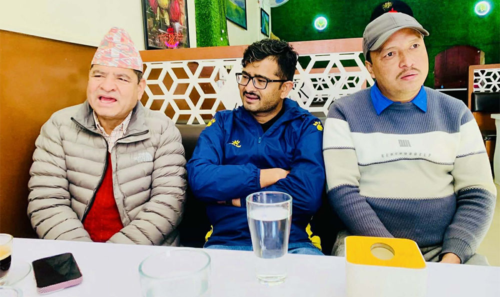 प्रकाश ज्वालाको दिग्दारीः केपी ओलीले वास्तै नगरेपछि माओवादीसँग एकता