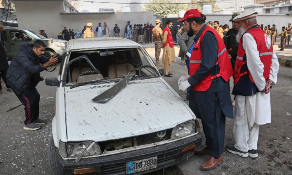 पाकिस्तानस्थित अर्धसैनिक बलको मुख्यालयमा आत्मघाती आक्रमण