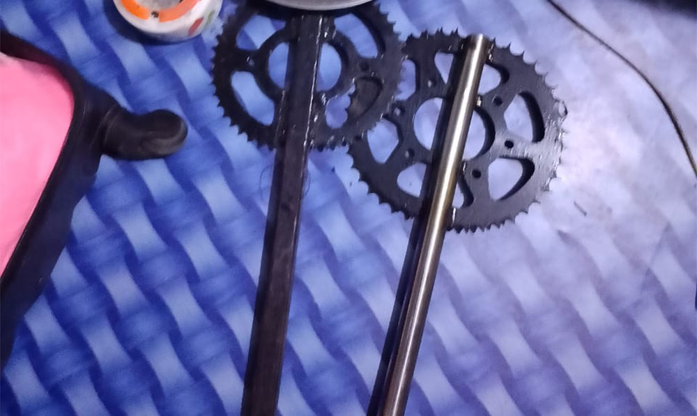 ब्राउन सुगरसँगै फलामको रड बोकेर हिँड्ने पक्राउ