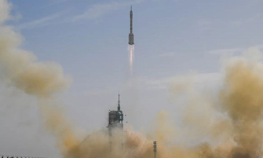 फसेका अन्तरिक्ष यात्री उद्धारका लागि चीनद्वारा ‘शेन्जोउ–२२’ प्रक्षेपण