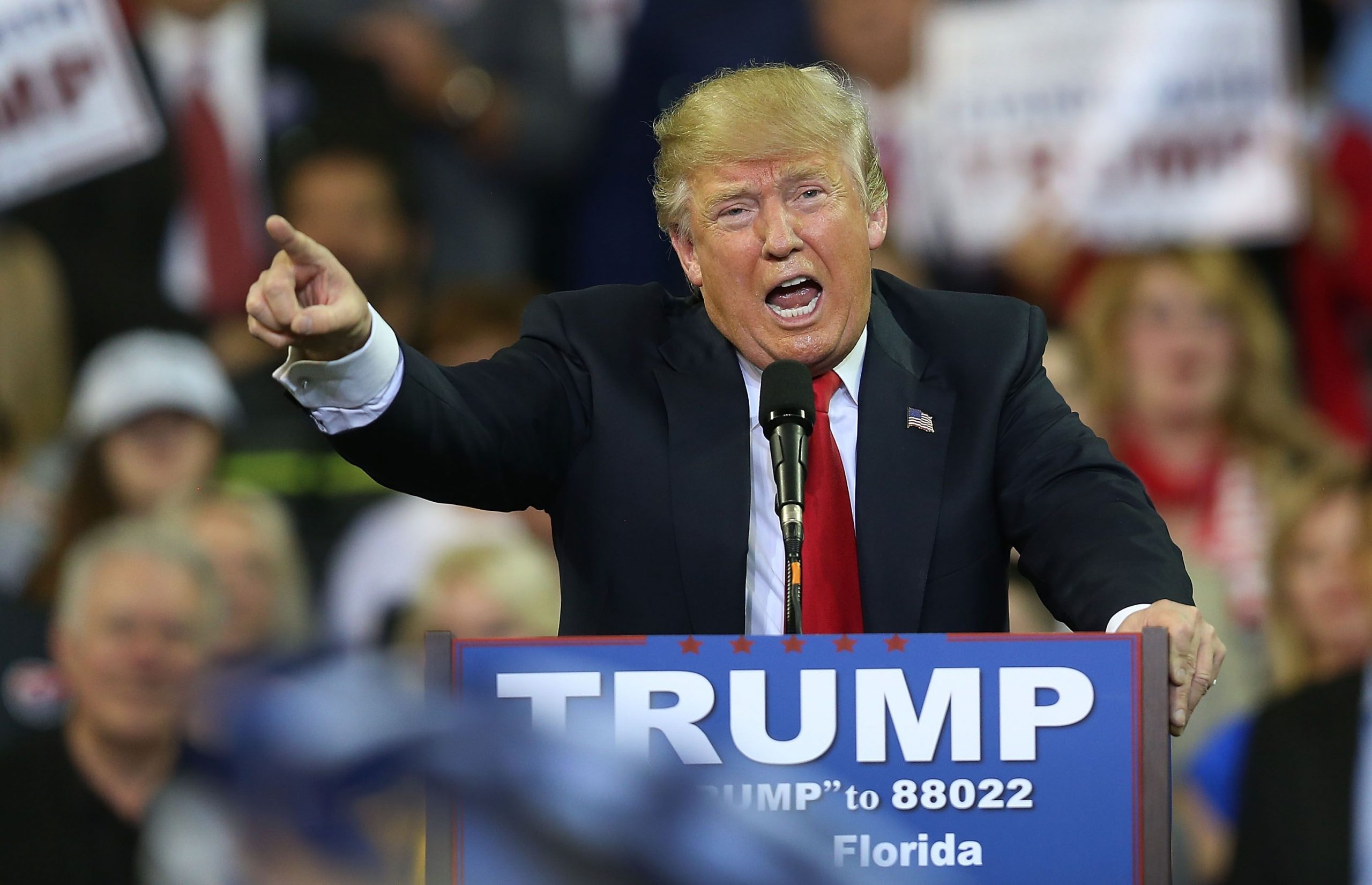 वासिङ्टन गोली प्रहारपछि आप्रवासन–विरोधी कठोर नीतिमा ट्रम्प झनैसारो कडा