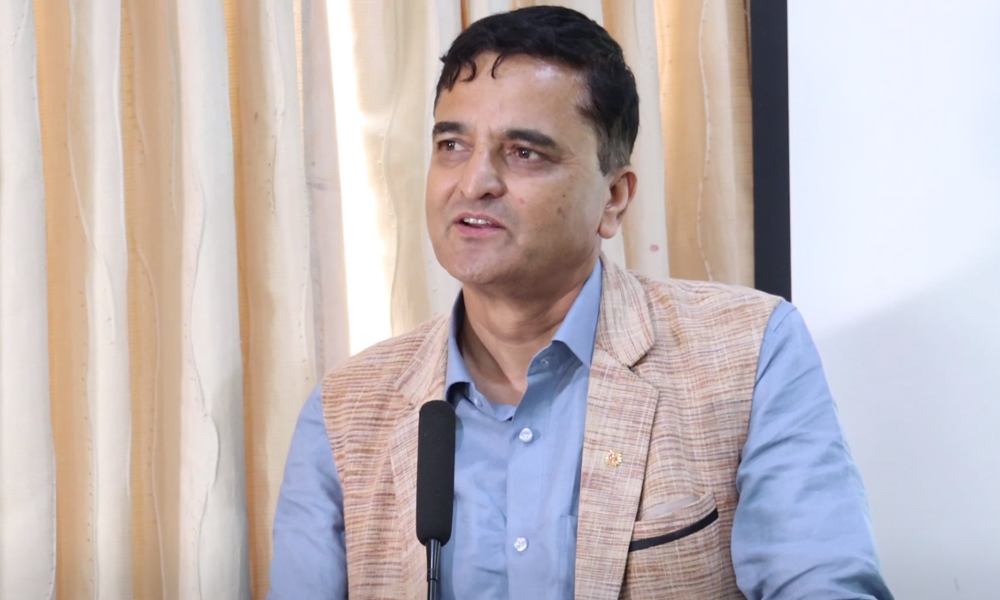 एमालेको मधेश इन्चार्जको जिम्मेवारी सम्हालिसकेका योगेशको प्रश्नः किन र कसका कारण मधेशमा राजनीतिकरूपमा एमाले एक्लियो ?