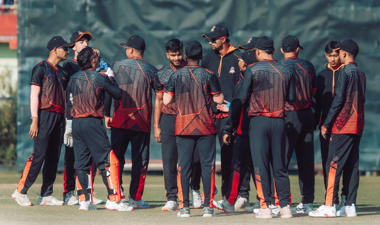 चितवन राइनोजले गर्‍यो समर्थकहरुका लागि निःशुल्क बस व्यवस्था