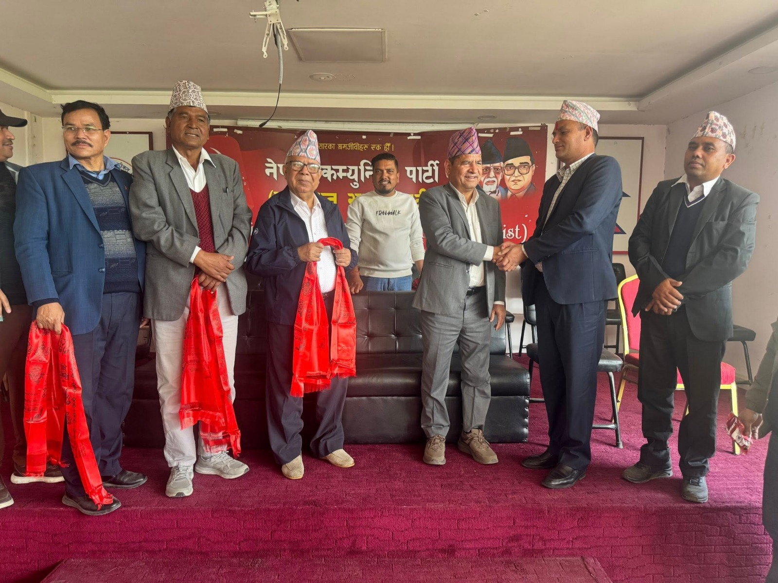 एमाले नेता शाहीलाई माधव नेपालले नेकपामा भित्र्याए