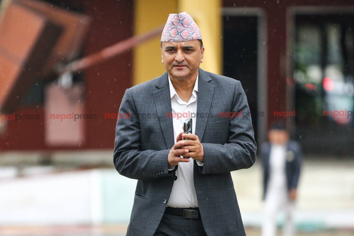 नेकपा एसका नेताहरूलाई योगेशले भने- अमुक नेतालाई जिताउनै पर्ने पूर्वसर्त स्वीकार गर्ने/नगर्ने तपाईँहरूको विवेक हो