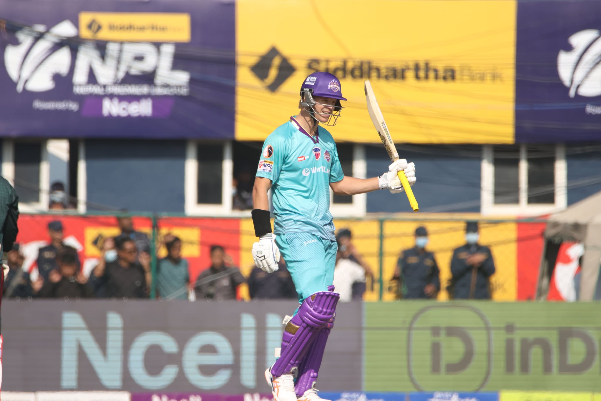 एनपीएल-२ : काठमान्डुका ओपनर बेन चार्ल्सवर्थको अर्धशतक