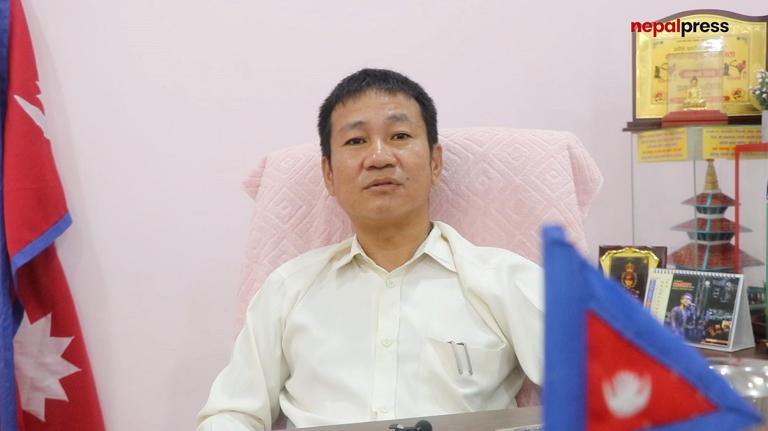 अख्तियारले अनुसन्धान थालेपछि हर्क साम्पाङ आक्रोशित, उजुरी हाल्नेलाई गालीगलौज