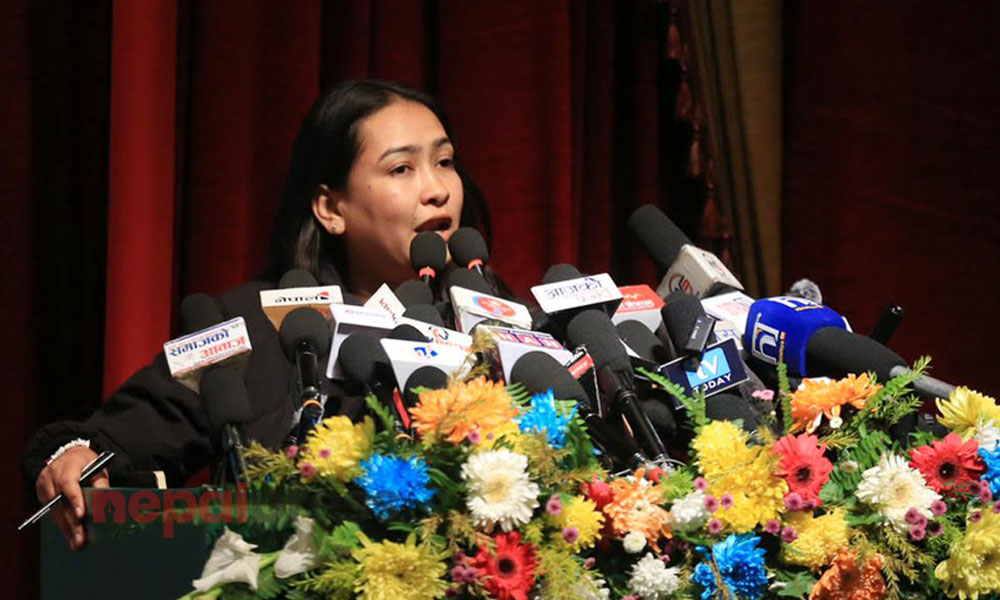 उज्यालो नेपाल घोषणा कार्यक्रममा पुगिन् किशोरी, पार्टी दर्ताका लागि आफैंले दिएको निवेदन अलपत्र