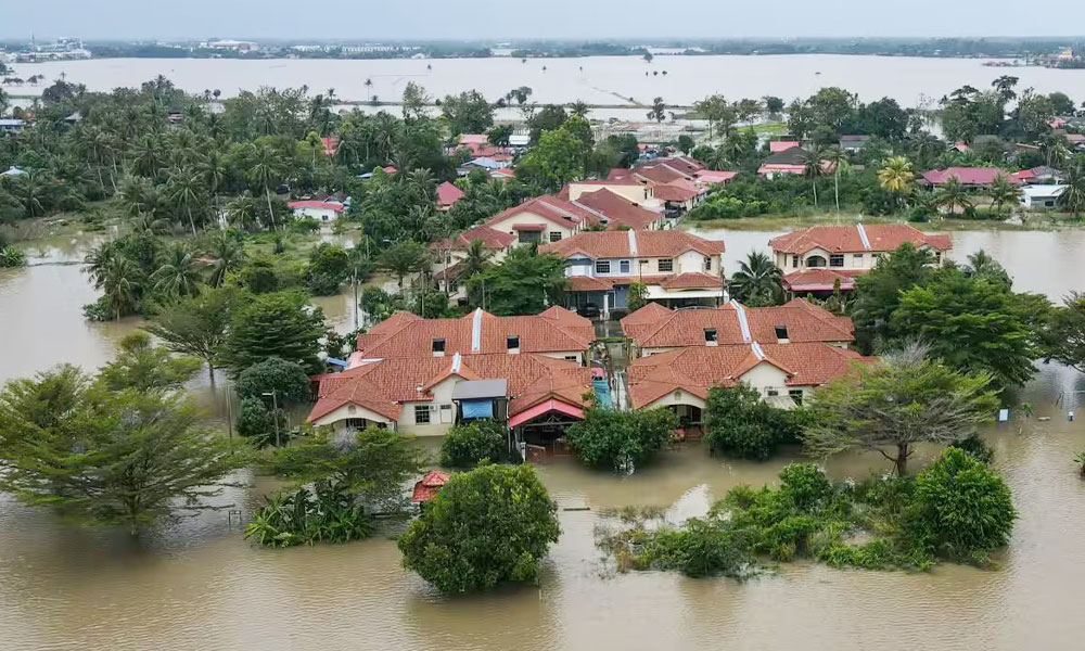 एसियाली बाढी विपत् : सैन्य सहयोग तीव्र, मृतक कूल एक हजार नजिक