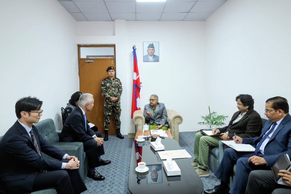 सिंहदरबार पुगेर जापानका राजदूतले भने- चुनावमा आवश्यक सहयोग गर्न तयार छौँ