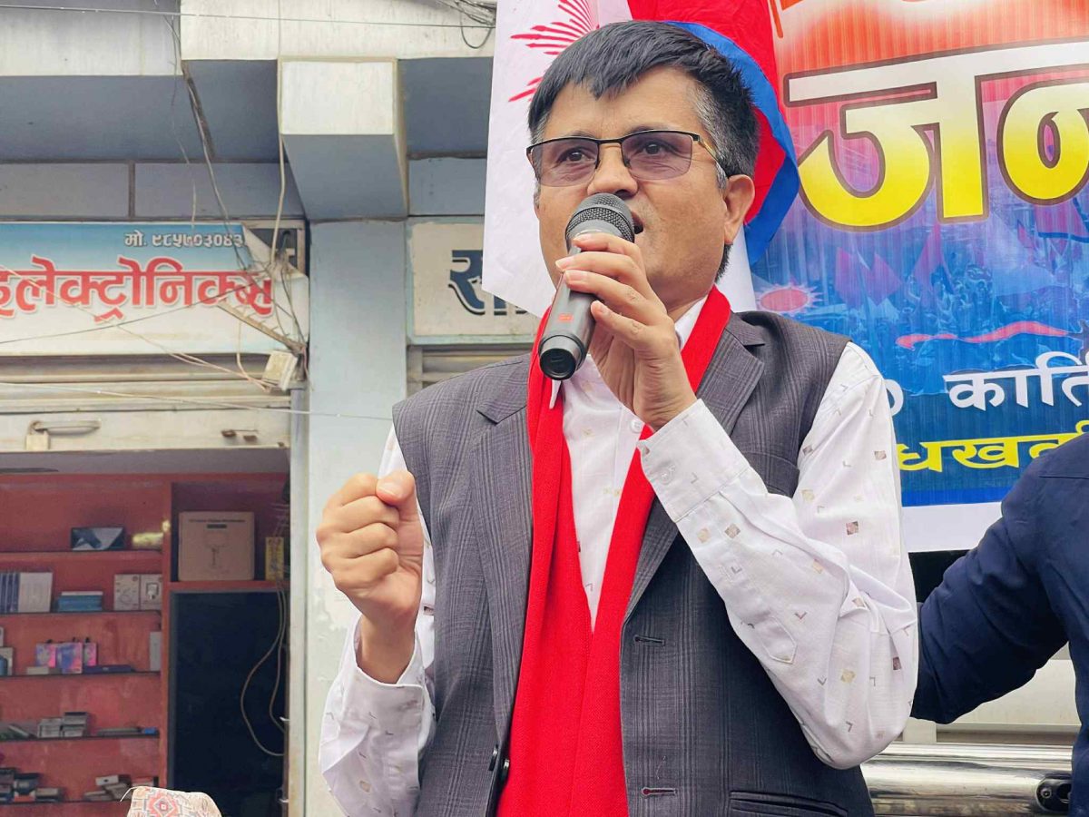 सूर्य थापा भन्छन्- एमालेमा नेतृत्व परिवर्तन हुँदैन